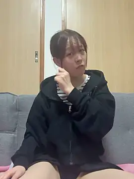 airi-ai0302 online show from April 5, 6:20 am