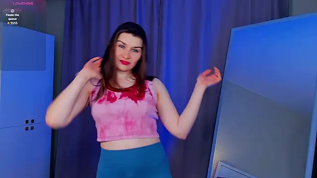 SueWolvin online show from March 12, 5:06 pm