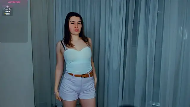 SueWolvin online show from March 16, 5:16 pm