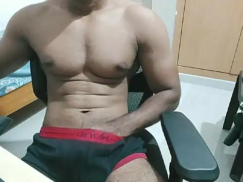 Snapshot of kratosTheHunk chatting on June 14, 6:53 pm kratosTheHunk online show from June 14, 6:53 pm