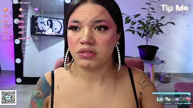 ashley-midnight online show from June 10, 7:48 pm