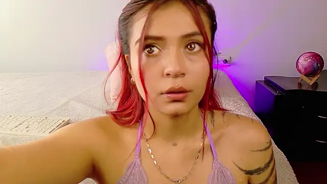 Sophie Evanns  online show from March 14, 6:03 pm