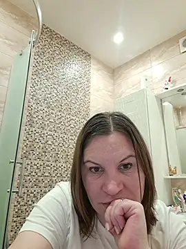 LaraHarper online show from April 18, 10:32 pm