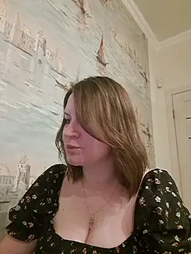 LaraHarper online show from April 2, 8:15 pm