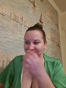 LaraHarper online show from April 16, 9:37 pm