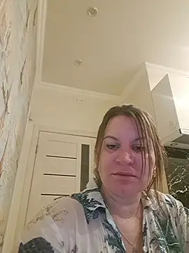 LaraHarper online show from April 15, 10:43 pm