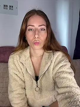 clau v22 online show from April 17, 2:20 pm