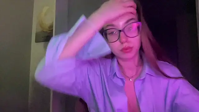 Snapshot of AngelinaFox0202 chatting on March 2, 8:16 pm AngelinaFox0202 online show from March 2, 8:16 pm