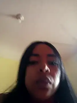 Babyfull lips online show from March 23, 1:33 pm