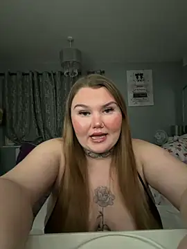 BeeMay22 online show from March 10, 9:52 pm