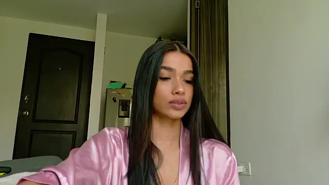 Bella Smithe online show from March 9, 3:48 pm