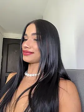 Bella Smithe online show from July 18, 4:26 pm