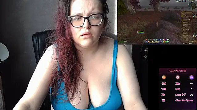 Snapshot of linafolie chatting on May 24, 2:39 pm linafolie online show from May 24, 2:39 pm