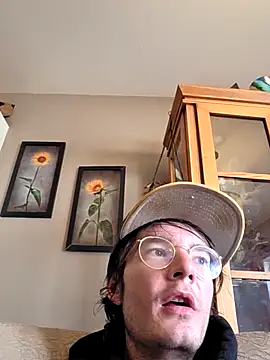 KinkyKittyBoy online show from April 18, 10:10 pm