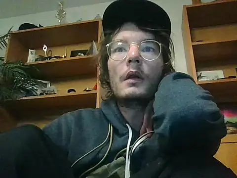 KinkyKittyBoy online show from April 6, 3:35 am