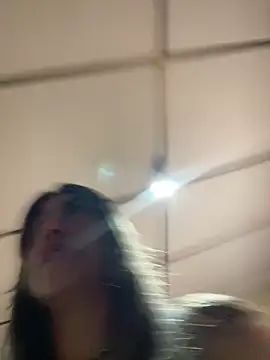 stefanyqueen69 online show from April 15, 12:42 pm