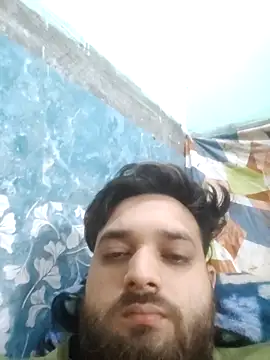 areee214 online show from April 7, 7:26 pm