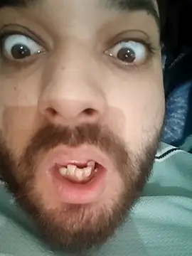 areee214 online show from March 18, 11:02 am