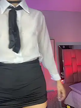 Taylor  0 online show from March 21, 1:15 pm