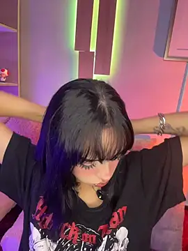 Taylor  0 online show from April 21, 1:07 pm