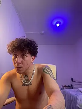 TitanNoir online show from March 5, 9:06 am