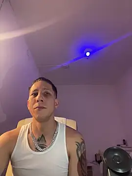 TitanNoir online show from March 25, 6:35 am