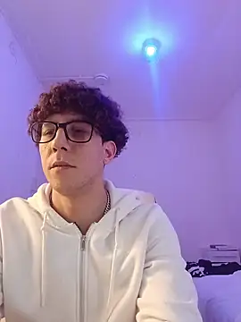 TitanNoir online show from March 14, 11:38 am