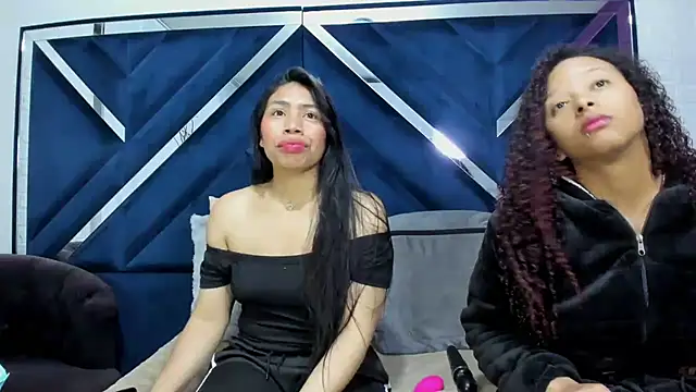 MelanyAndRizooos online show from May 2, 2:50 am