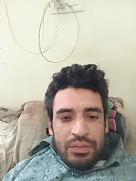 Snapshot of gauravsexy chatting on July 4, 6:53 am gauravsexy online show from July 4, 6:53 am