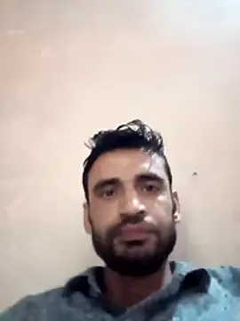 Snapshot of gauravsexy chatting on June 1, 2:23 am gauravsexy online show from June 1, 2:23 am