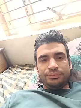 Snapshot of gauravsexy chatting on June 27, 8:53 am gauravsexy online show from June 27, 8:53 am