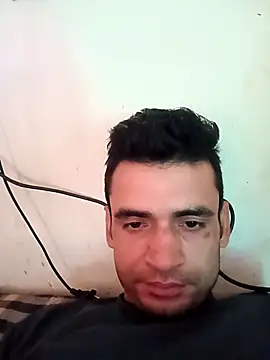 Snapshot of gauravsexy chatting on May 16, 3:16 am gauravsexy online show from May 16, 3:16 am