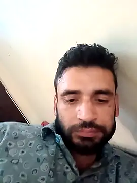 Snapshot of gauravsexy chatting on May 13, 2:07 am gauravsexy online show from May 13, 2:07 am
