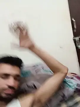 Snapshot of gauravsexy chatting on June 3, 4:01 pm gauravsexy online show from June 3, 4:01 pm