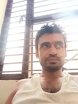 Snapshot of gauravsexy chatting on June 30, 3:28 am gauravsexy online show from June 30, 3:28 am