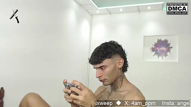 yourxcyberxangel online show from April 4, 3:46 am