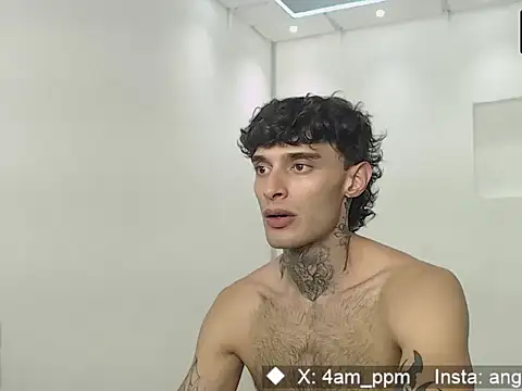 yourxcyberxangel online show from March 16, 9:06 pm