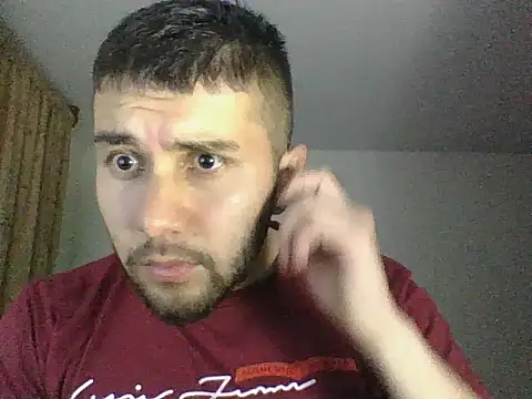 Snapshot of liam-lewis chatting on March 3, 11:56 pm liam-lewis online show from March 3, 11:56 pm