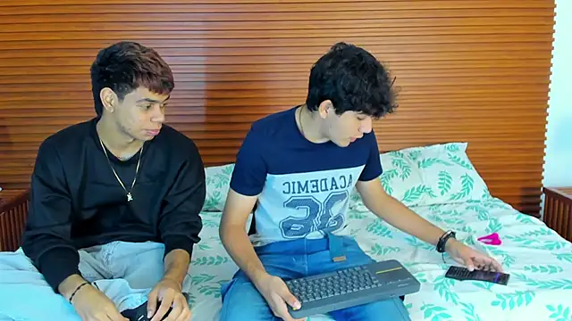 peakk twiinns online show from March 21, 11:36 am