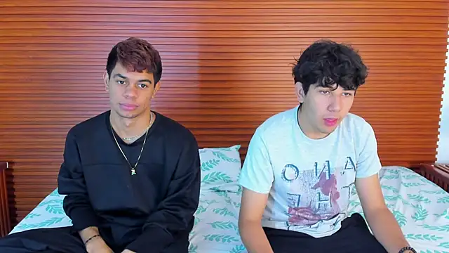 peakk twiinns online show from March 28, 12:17 pm