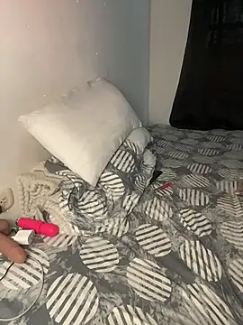 Encore Angel online show from March 4, 1:41 pm