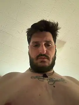 PoundedCajunGuy93 online show from April 12, 8:23 pm