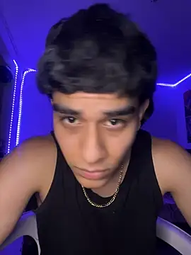 IronLatino online show from March 3, 4:08 am