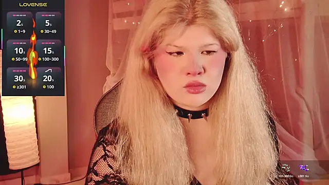 LilithNlsn online show from April 22, 2:40 am