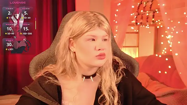 LilithNlsn online show from March 4, 8:44 am