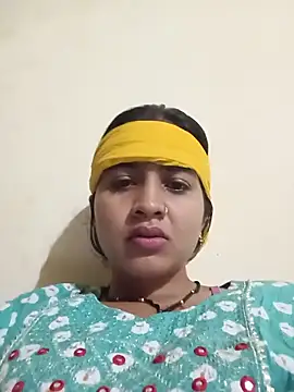 Snapshot of Poojalodhi_567 chatting on June 8, 9:04 pm Poojalodhi 567 online show from June 8, 9:04 pm