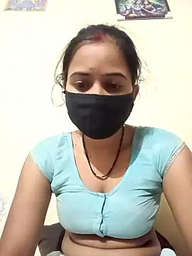 Snapshot of Poojalodhi_567 chatting on March 12, 10:25 pm Poojalodhi 567 online show from March 12, 10:25 pm