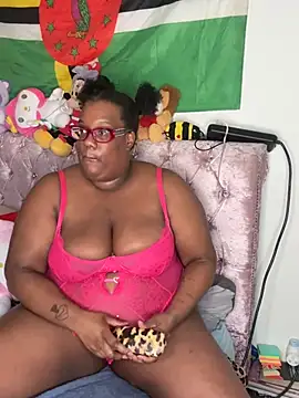 SweetCurvyRose online show from March 17, 8:56 pm