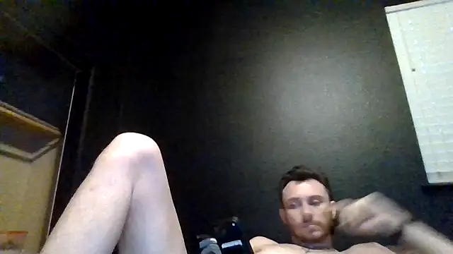 Snapshot of TallHungandCloudy69 chatting on May 24, 3:17 am TallHungandCloudy69 online show from May 24, 3:17 am