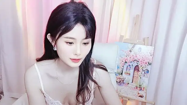 Mia 168 online show from May 8, 12:31 pm